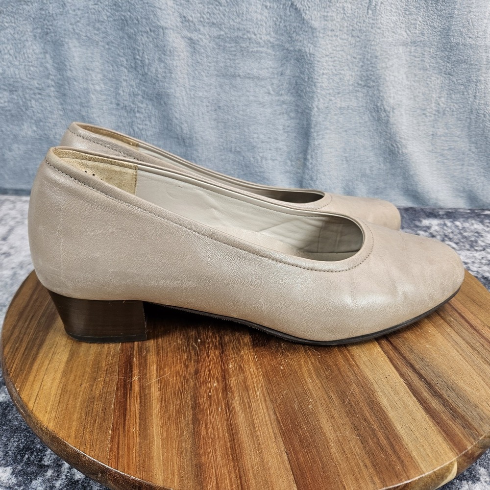 SAS Low Heels Shoes Womens 10 W Beige Leather Pump Comfort Slip On Flats Italy